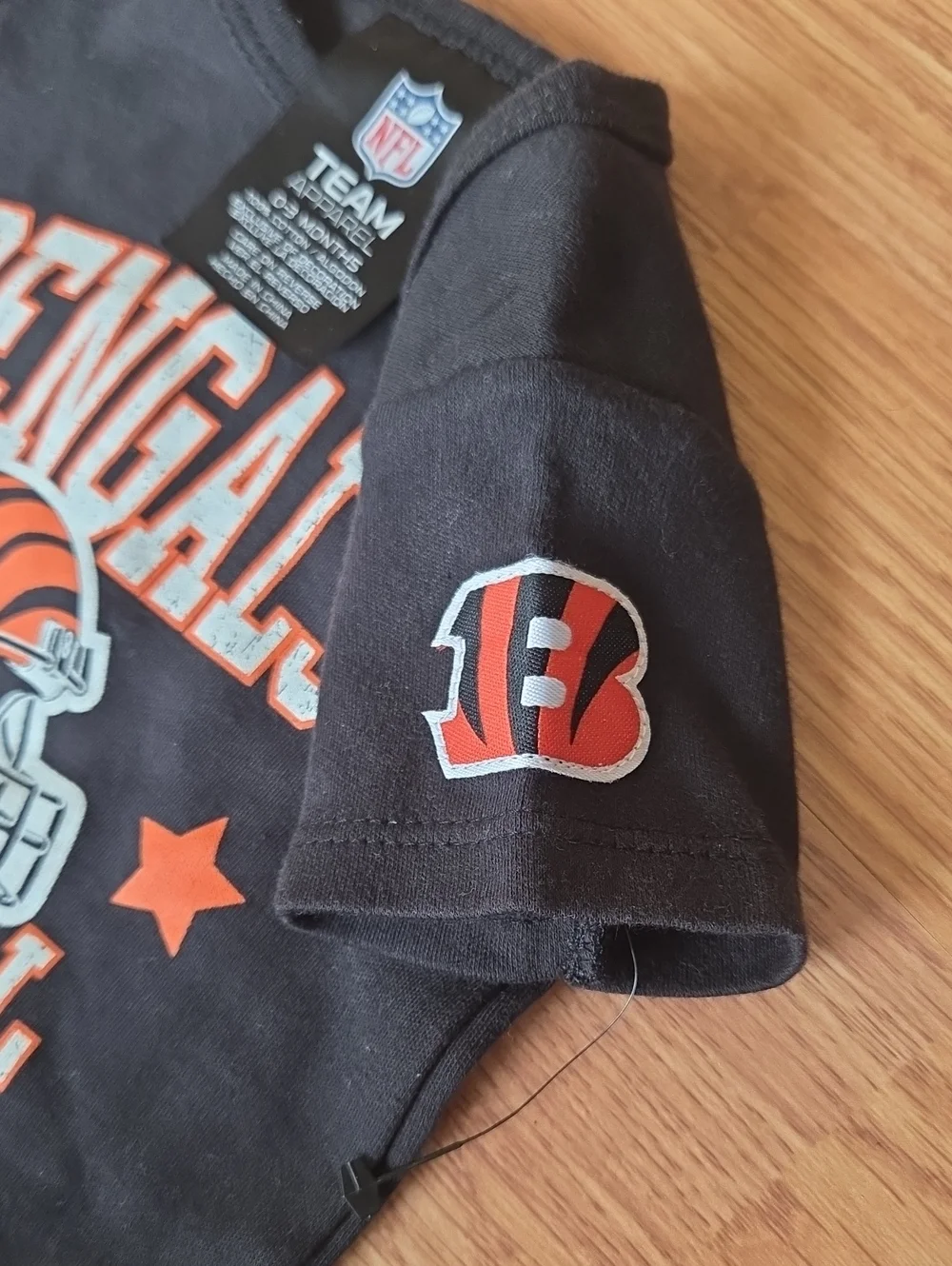 NFL Cincinnati Bengals Baby 0-3M Bodysuit Short Sleeves Football